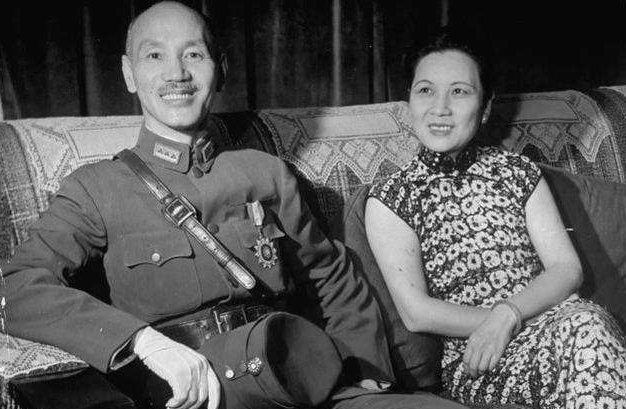宋美龄|宋美龄吃饭时有个习惯,客人都无法接受,蒋介石更是感到难堪