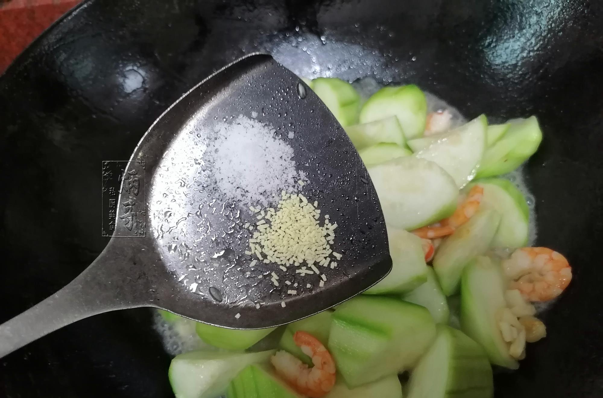 黄瓜|入秋后，吃黄瓜吃冬瓜，都不如吃它，女人要多吃，再过几天就没了