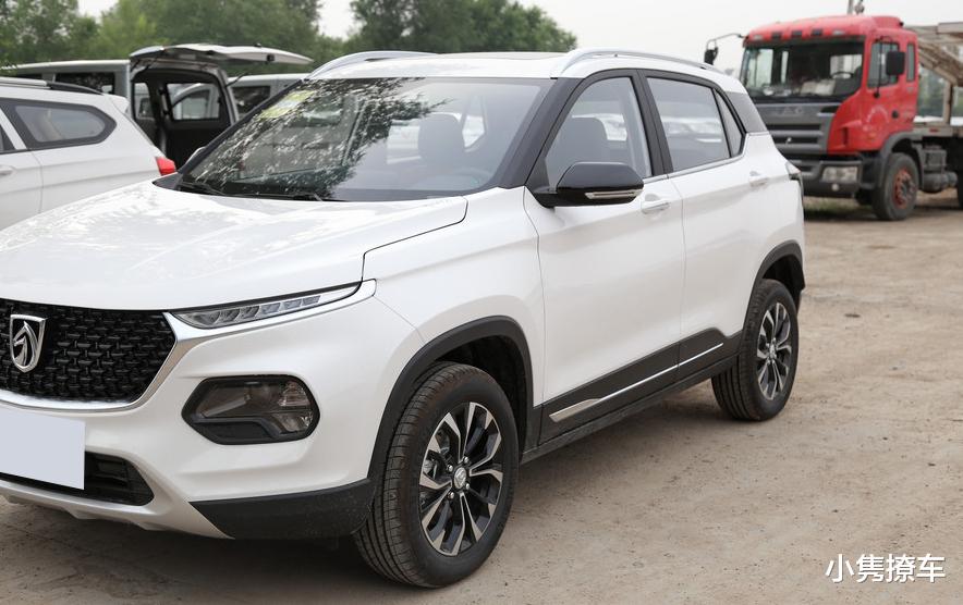 宝骏510|家用代步SUV就选它，比远景X3漂亮，油耗6.2L，关键才售5.38万起