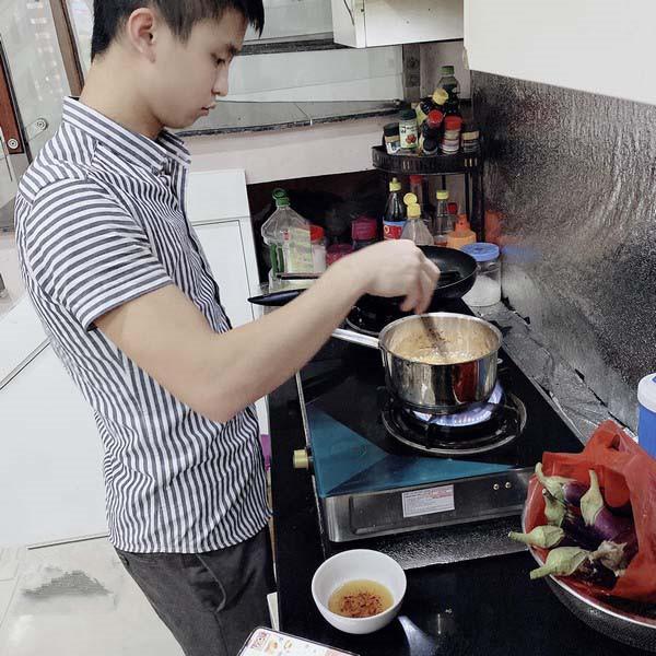 |33岁带3个孩子的单身母亲嫁22岁小伙，婚后又生俩娃