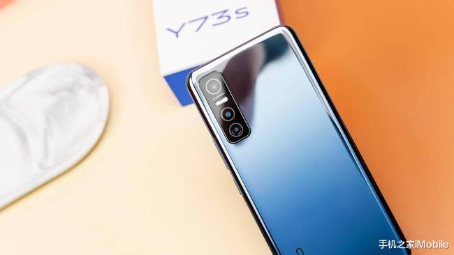 vivo|想要在人群中做最别致的自己 你应该选择这几款高颜值的手机