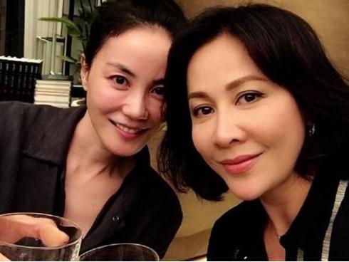 刘嘉玲|刘嘉玲当年嘲笑张柏芝：我老公是影帝！张柏芝9个字回答，打脸刘嘉玲