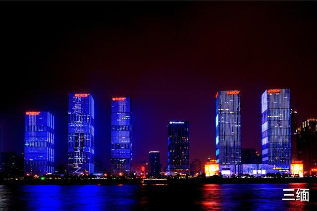 楼市进入“换挡期”，有房无房，未来5年4类人要做这些事