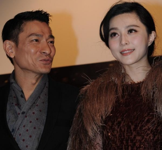 刘德华理想老婆是她, 成龙也自称喜欢她, 38岁近照漂亮不输赵薇!