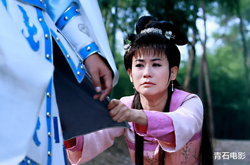 强行“扮嫩”的8大明星:刘恺威周迅上榜,有人差43岁也敢演 强行“扮嫩”的8大明星:刘恺威周迅上榜,有人差43岁也敢演