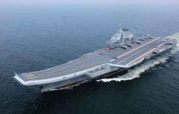 美军|美军航母被“活捉”，全程处于“裸奔”状态，张召忠：没打很客气了