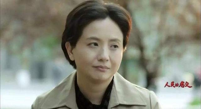 陶慧敏▲演员陶慧敏辟谣守寡,嫁给初恋很幸福,54岁与世无争美貌不减当年