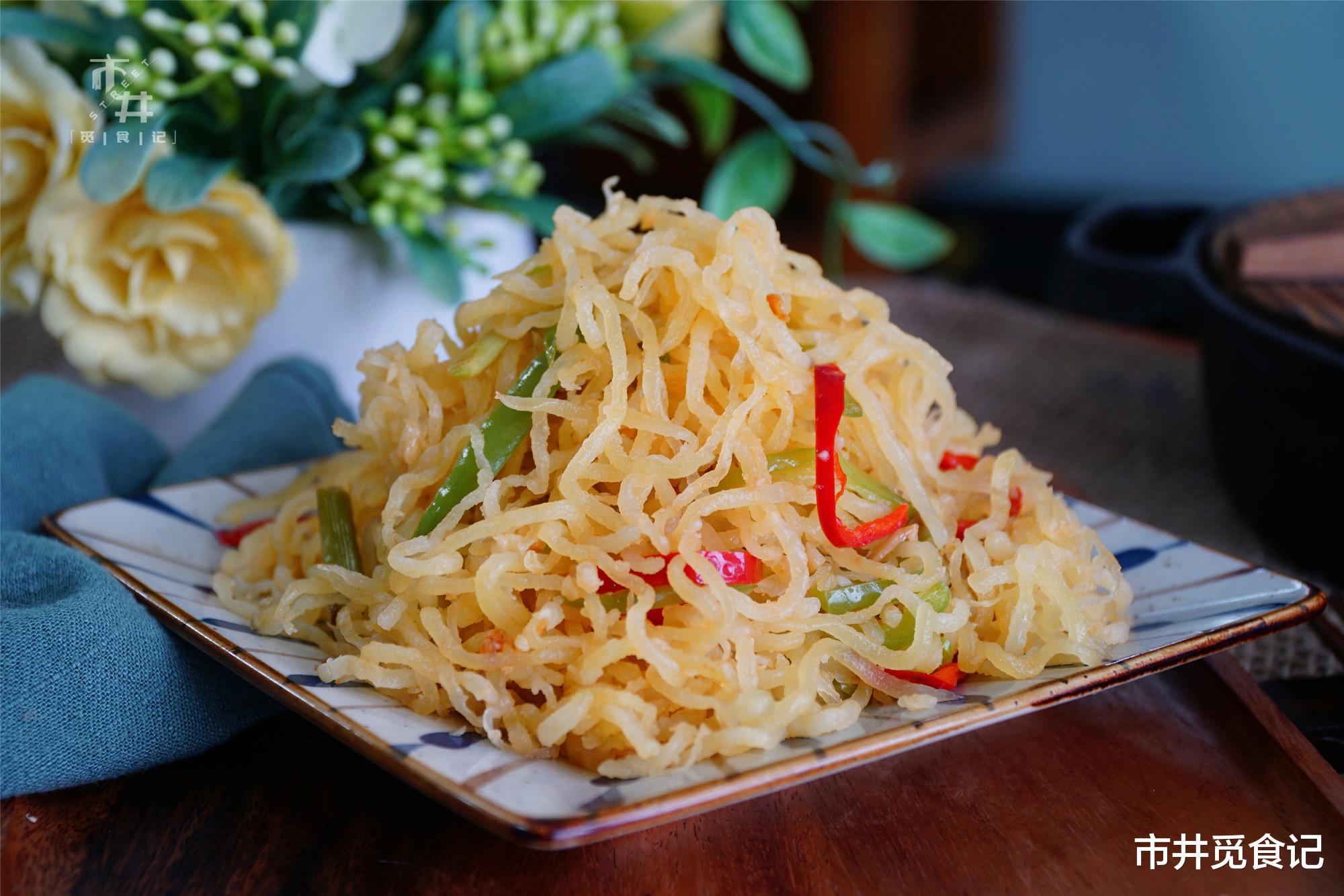 土豆丝|我减肥期间当饭吃的炒菜，低脂肪高蛋白，萝卜腿吃成筷子腿