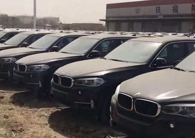 宝马X5|宝马X5库存成灾，优惠25万大甩卖无人问，车商含泪：给钱就卖