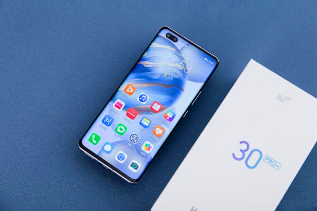 华为荣耀|5G手机别乱买，这四款华为手机或口碑销量双丰收！