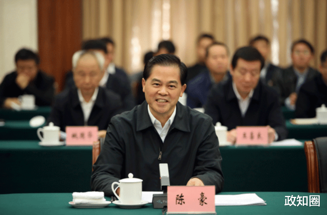 奚梦瑶|曾公开回应质疑的省长再履新