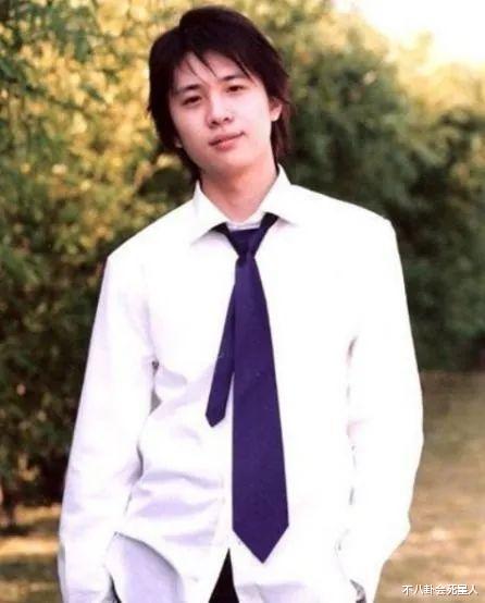 [李智楠]曾经的偶像剧鼻祖，如今又胖又丑无人识，要靠金莎蹭热度