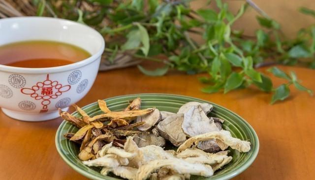 「温阳」一味被人忽略的良药，人们常吃，却不知它能散脏腑湿寒，温通阳气