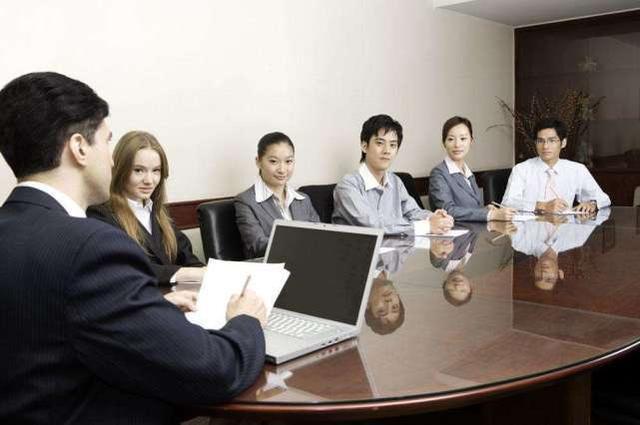 |领导给你安排加班任务，老实人才回复收到，聪明人都这样说