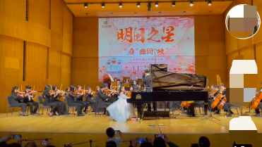 贾云馨|李小璐领甜馨游故宫,带“贾”姓喊女儿小名,被指心里还有贾乃亮