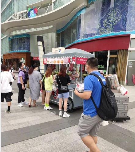 「麦当劳」连摆地摊都要和麦当劳肯德基竞争,餐饮人真的太难了