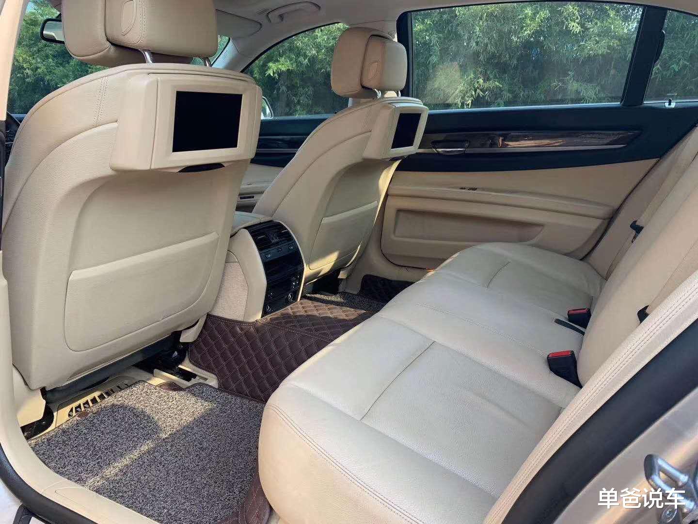「宝马7系」花7万上路宝马7系，3.0大自吸高速上的巡洋舰，低调的奢华