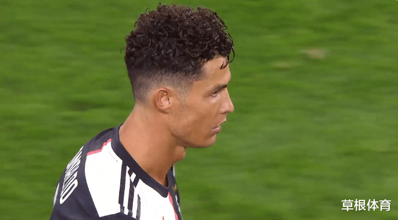 C罗|C罗神了！3分钟轰入2球，紧握拳头庆祝！两大纪录诞生，尤文2-0