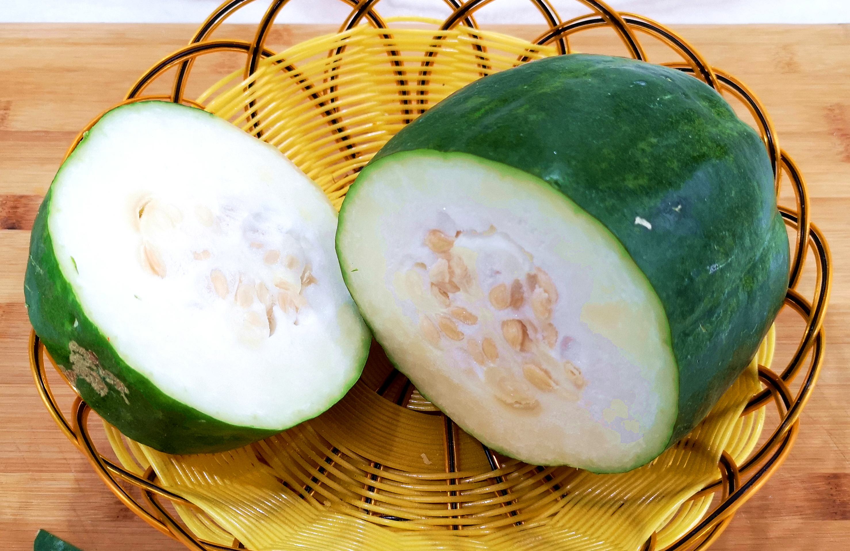 尿酸|如何降低尿酸水平？这3种食物堪称高尿酸的“劲敌”，不妨多吃