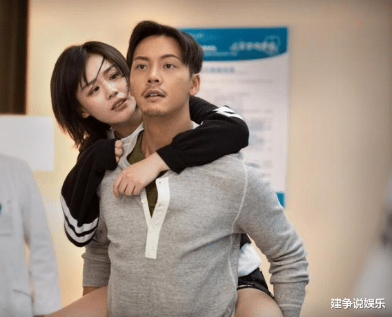 陈伟霆：陈伟霆大方公布恋情，郎才女貌终于成对，网友：很般配