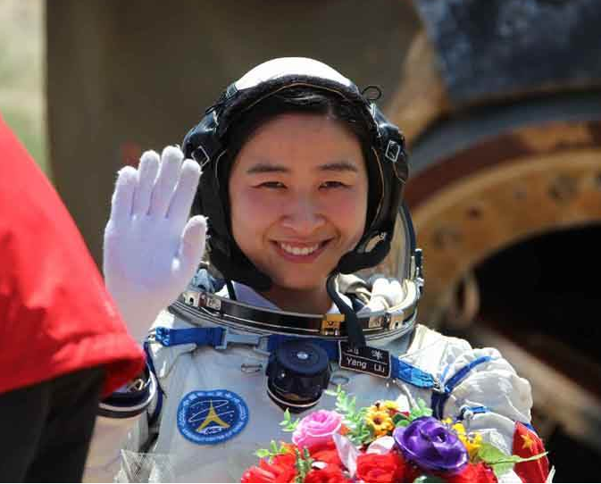 『宇航员』我国女宇航员刘洋，安全落地后却不再露面？说出来你也许不信