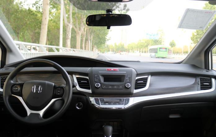 「宝骏730」开完本田杰德，又换宝骏730，两车对比，车主：想说三个字