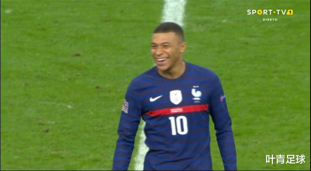 葡萄牙队|C罗92分钟险绝杀！20亿对决踢成0-0，葡萄牙创8年尴尬纪录