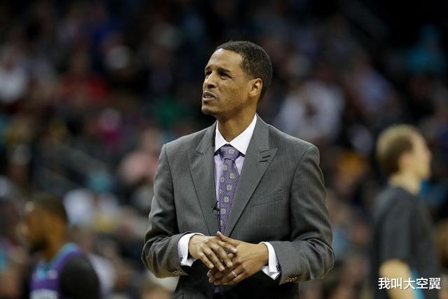 詹姆斯·哈登|塞拉斯带来一个转变！哈登再次受益，火箭或将迎来新的转折