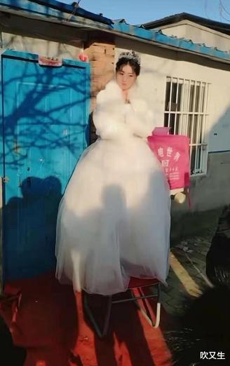 霸气新娘婚礼大骂新郎,今天要是不把彩礼给我补齐了,我就去打胎