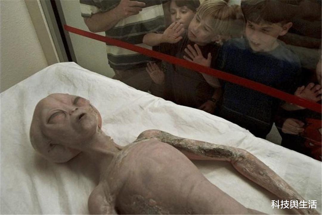 |传闻美国捕获外星飞碟,获得高科技技术,真相真的是这样吗?