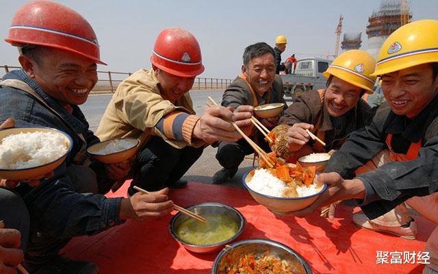 求职|3亿农民工注意，“包工头”模式或消失？新模式，薪资多数百元？