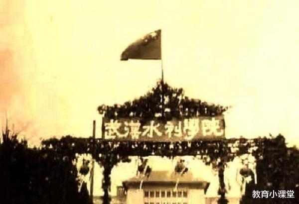 大学|武汉很“可惜”的1所大学，曾有机会冲刺211，并入985后无人再提