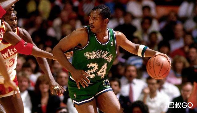 【迈克尔·乔丹】历史级豪赌！29+6巨星换取乔丹，独行侠这交易若完成，火箭要气炸