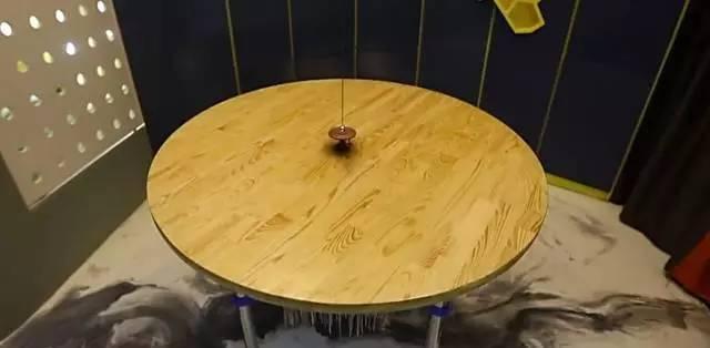 「」5口人蜗居17㎡，姥爷睡衣柜上，姥姥躲厕所，竟爆改成五室一厅