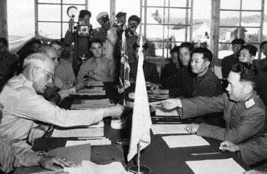 蒋介石|朝鲜战协议签订的最后时刻，我国做出了什么让步，毛主席叹息不已