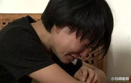 「胃癌」10岁小男孩，确诊胃癌，医生查明原因，妈妈痛哭：是我害了你