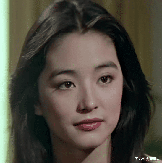 关之琳|港台四美怼脸高清图：关之琳双眼无神还土味，林青霞反而最美