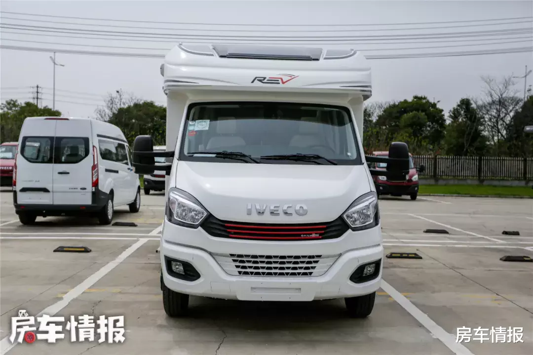 轿车▲瑞弗新款房车上市！车高不到3米拥有多个独有技术，适合一家4口