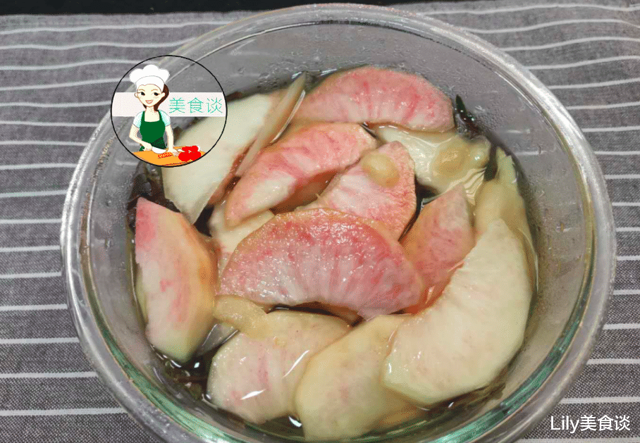 紫苏|立秋后遇上此果别放过，2块1斤，铁是苹果的3倍，常吃可预防贫血