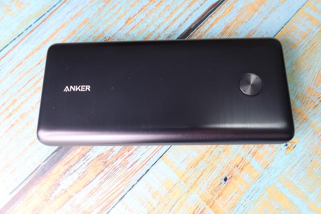 移动电源|告别电量焦虑——安克移动电源新品体验