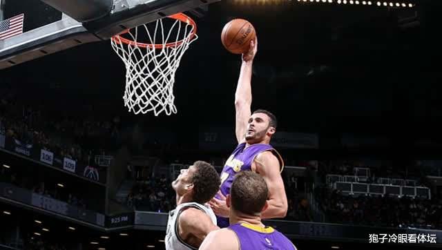 戈贝尔@全联盟都怕他确诊 虚弱到轻症都能生命垂危 和戈贝尔对位还没检测