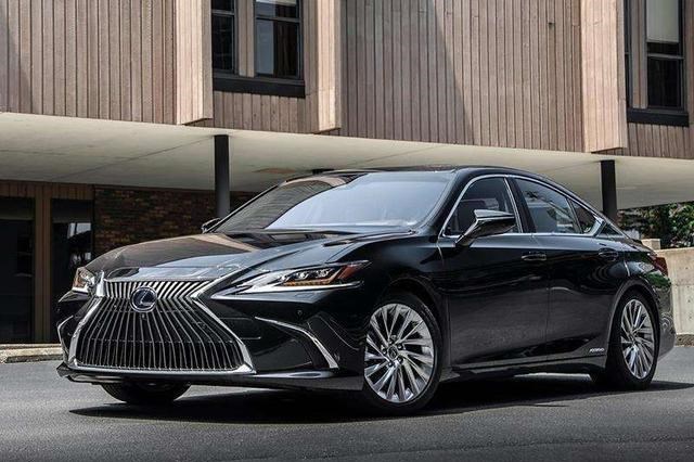 宝马|买奔驰宝马大多是为了面子，要是买这三款车，多半都是懂车的