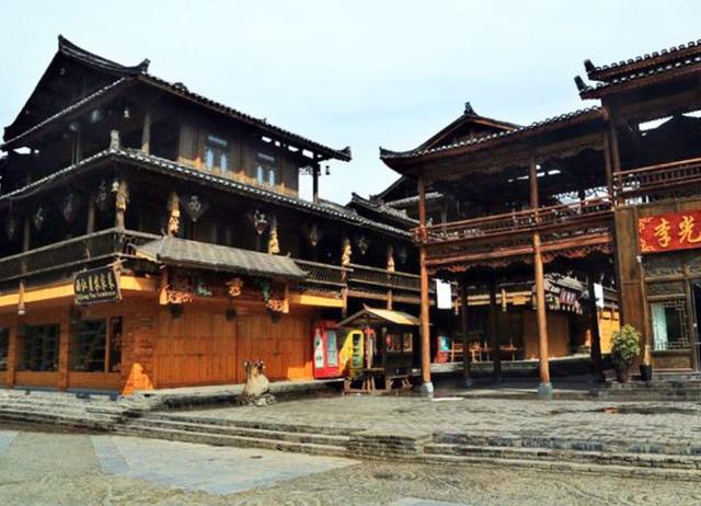 贵州旅游|贵州“最赚钱”景区，年收入高达６４亿，好评率超高！