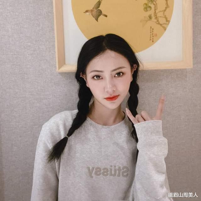 胡兵|丸子头已经不流行了，今年这几种发型是真火，简单大方显脸小