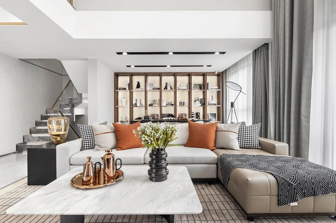 |452平复式别墅软装，繁华腹地背后的安宁