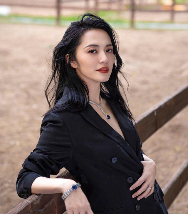 包菜|姚晨近照瘦到认不出，直言没有大量运动也能瘦，大方晒出减肥方法