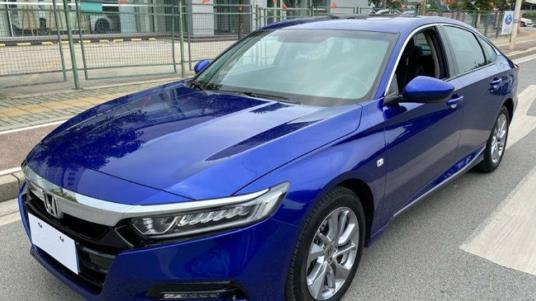 大众迈腾■暗访10位本田雅阁车主，看看这10位车主是怎么评价这车的吧！