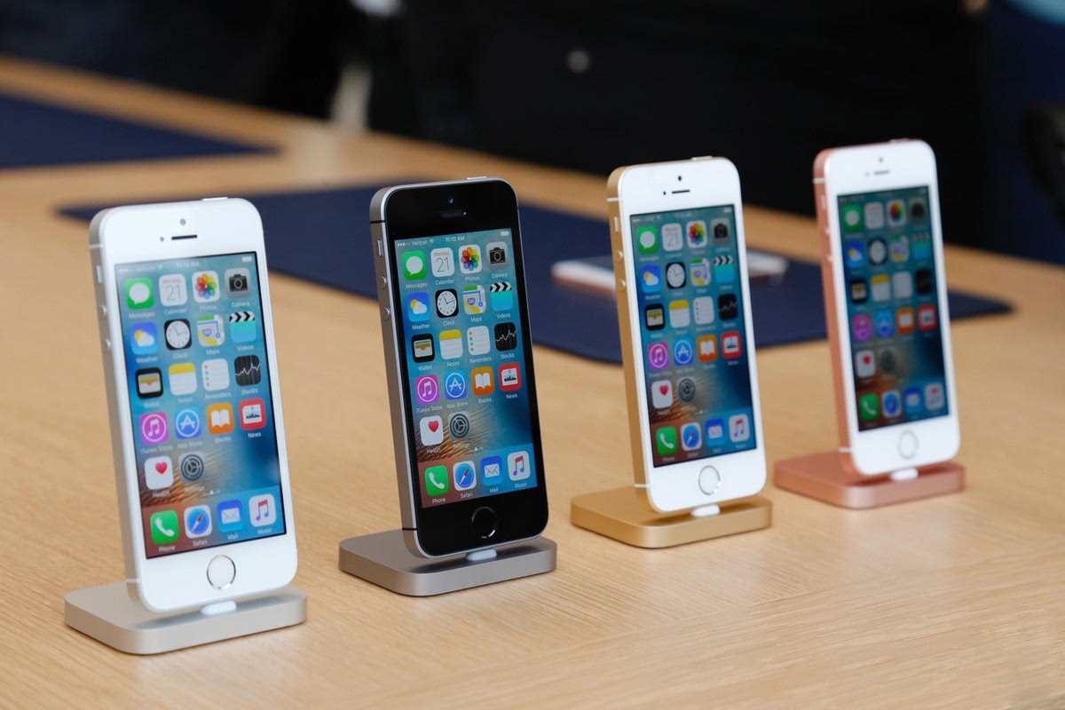 |依旧刘海屏，没有屏幕指纹和快充，这样的iPhone你还爱吗？