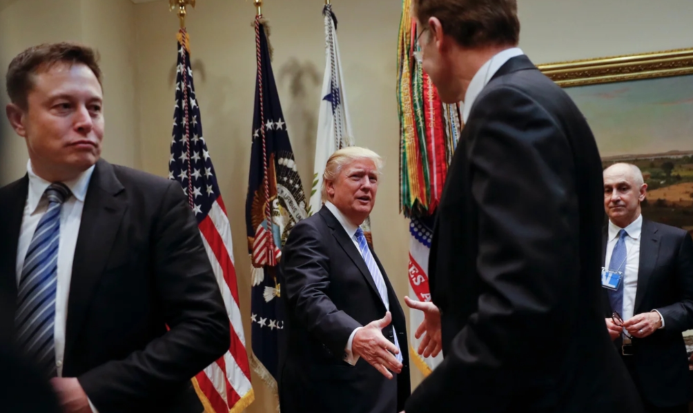 伊隆·马斯克|耐人寻味:特斯拉创始人马斯克与特朗普究竟什么关系?