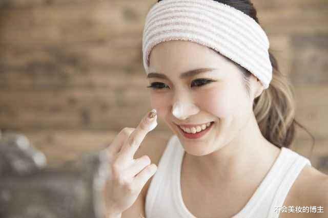 护肤@“你”的护肤方法vs“美妆博主”的护肤方法